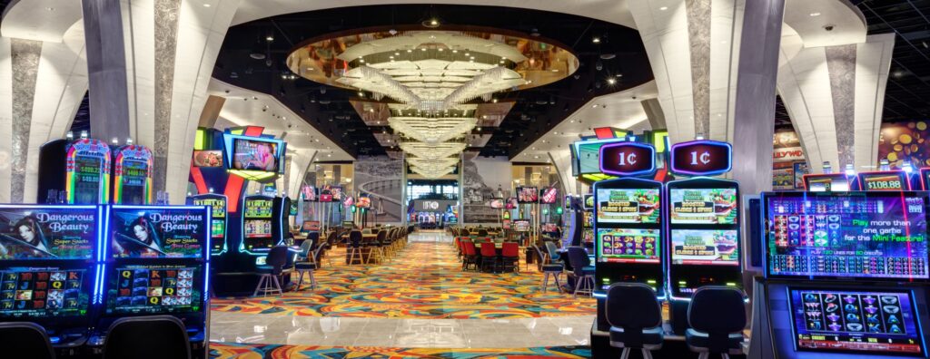 This Glenn Rieder project consisted of custom architectual millwork, wall panels, columns, elliptical soffits and cast radius glass for the Hollywood Casino in Jamul CA.